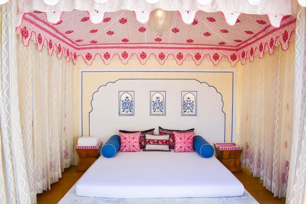 The Leela Palace Jaipur Bagian luar foto