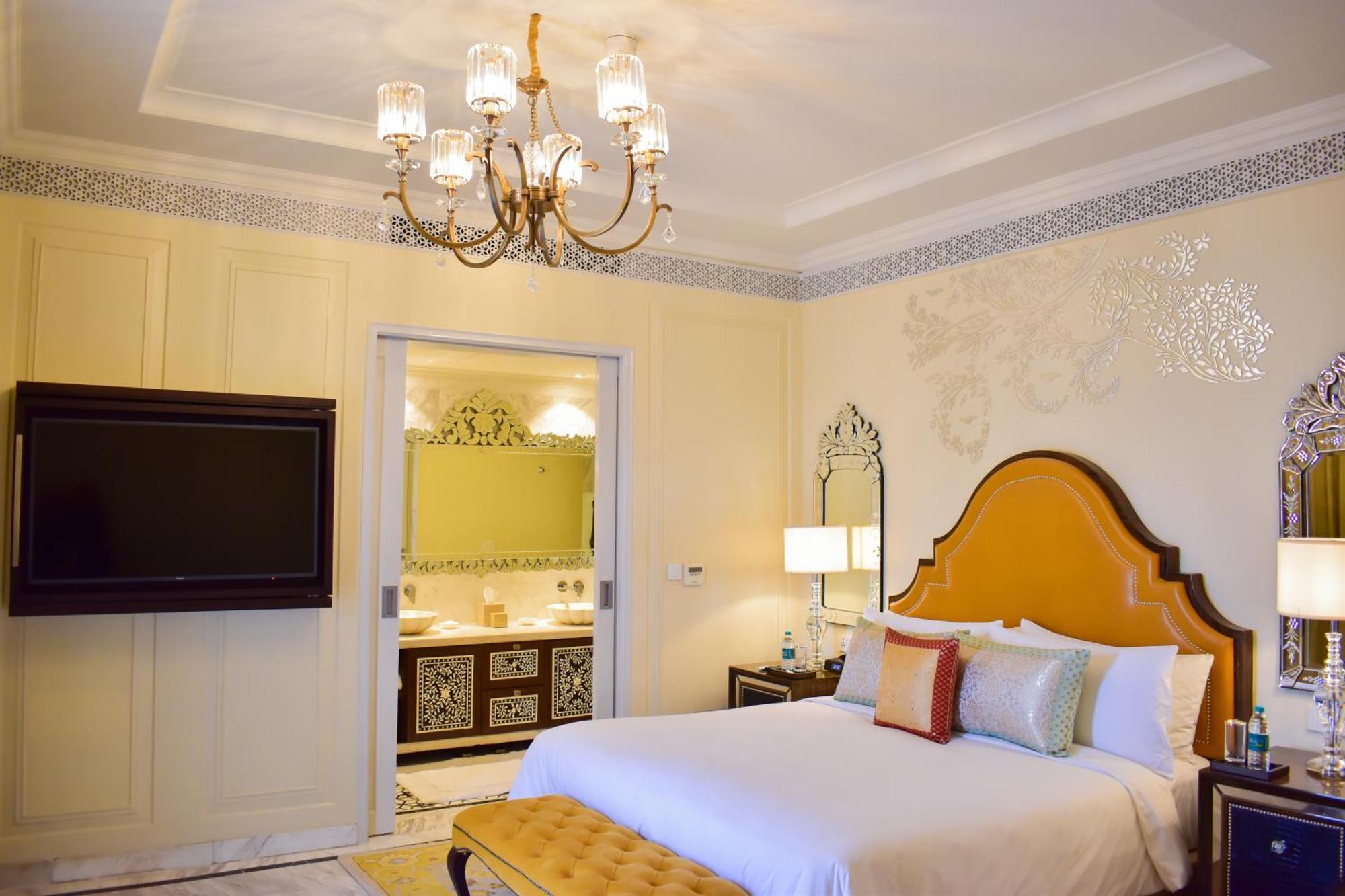 The Leela Palace Jaipur Bagian luar foto