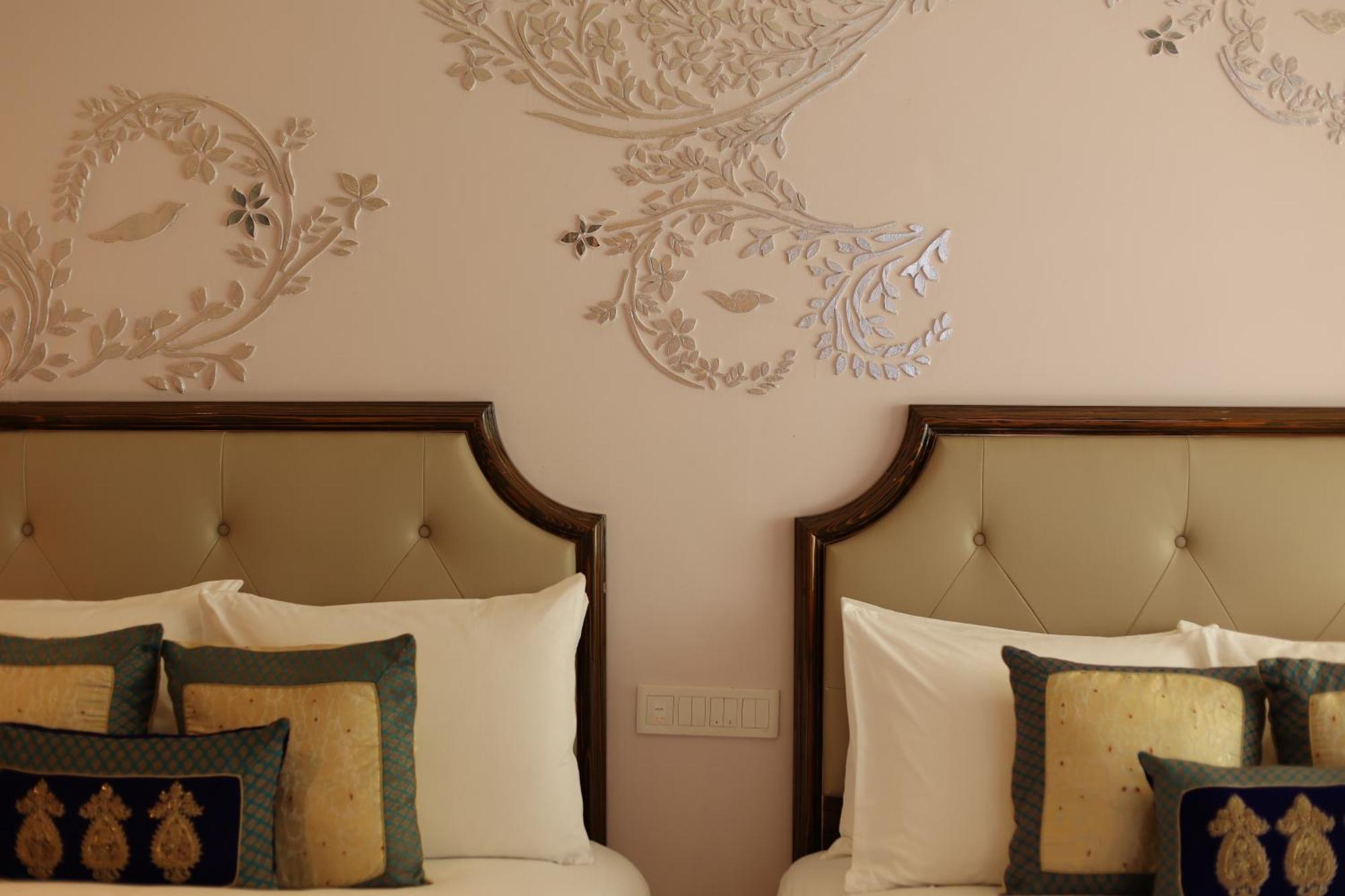 The Leela Palace Jaipur Bagian luar foto